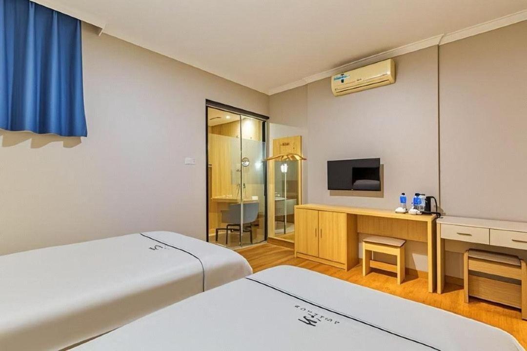 Qiqiaowu Hotel Beijing Daxing Airport Line Caoqiao Subway Station Branch 외부 사진